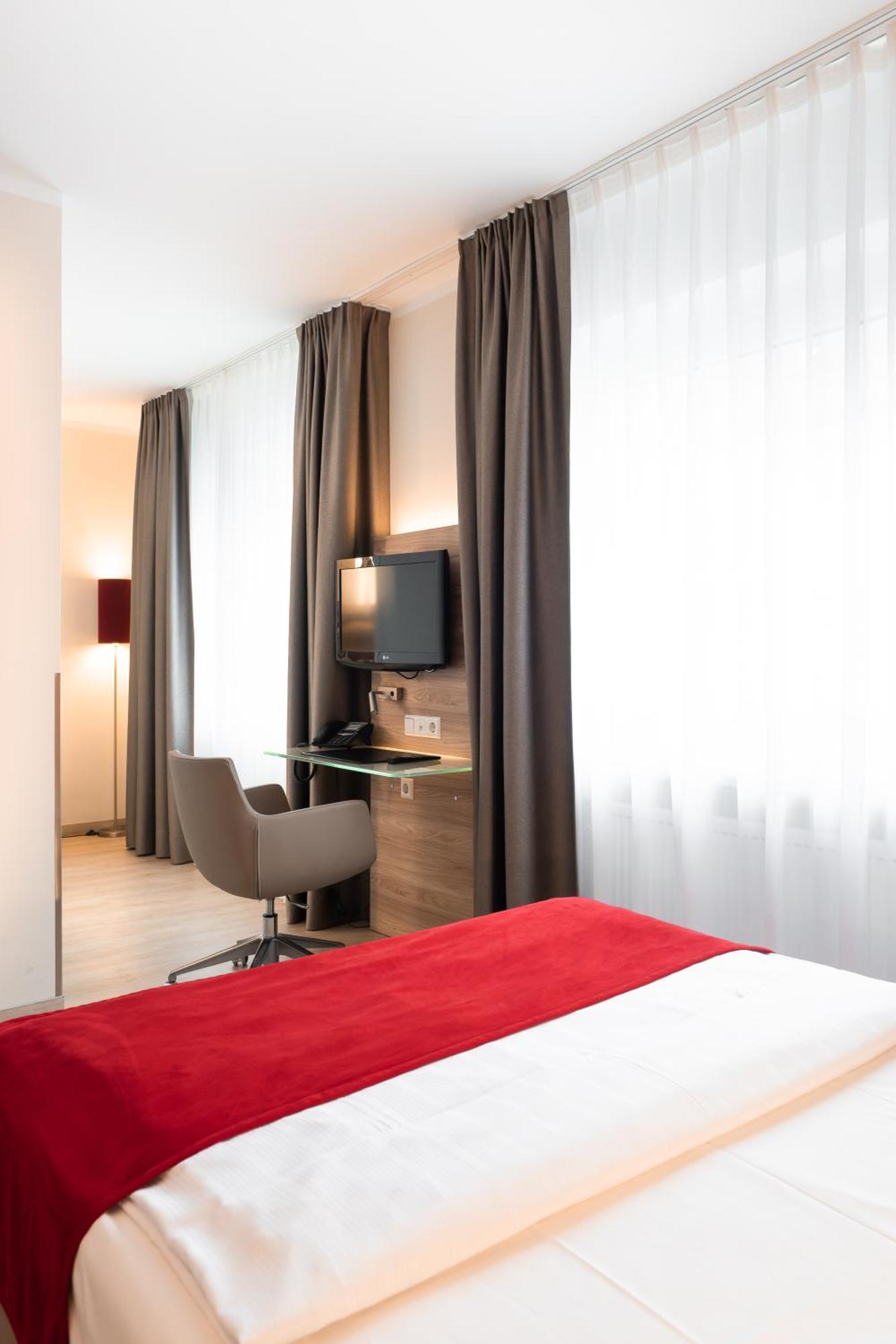 Hotel Koenigshof Am Funkturm Hannover Kültér fotó